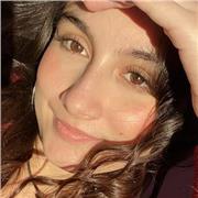 Profesora de apoyo escolar especializada en primaria con clases de refuerzo, tanto presenciales como online